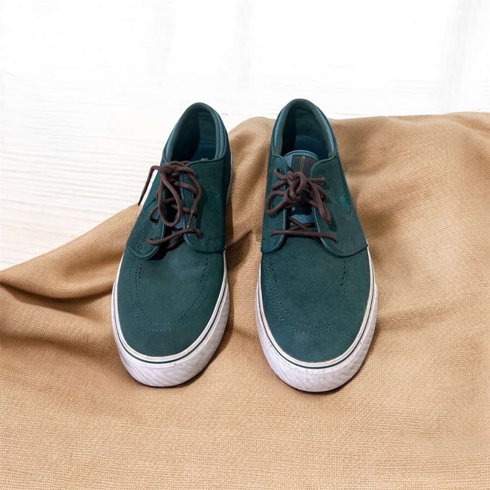 Nike SB Stefan Janoski Low Green Suede Sneakers Men’s Size 12